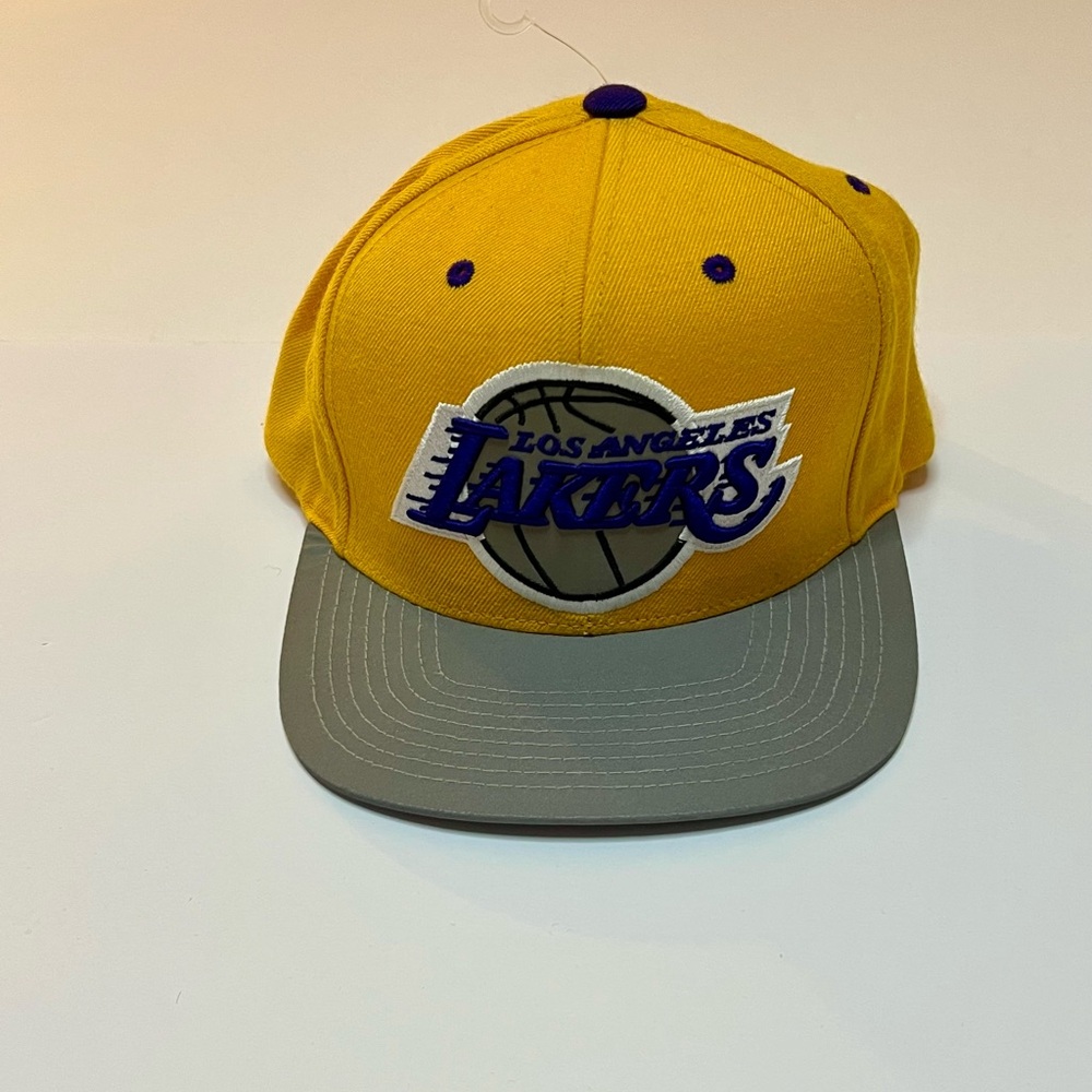 Los Angeles Lakers NBA Hat Mitchell & Ness One Size Adjustable Fit Like New